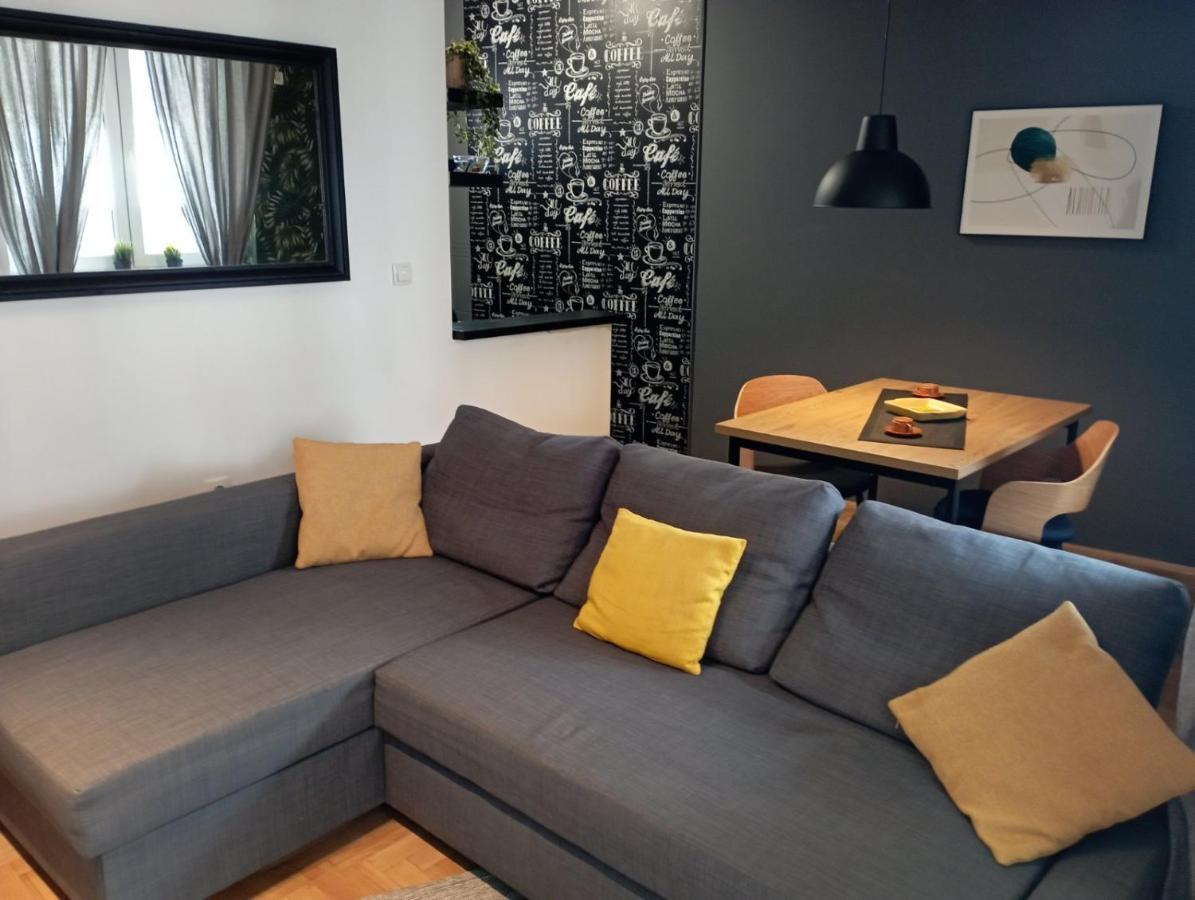 Sun Center Apartment Novi Sad Exteriör bild